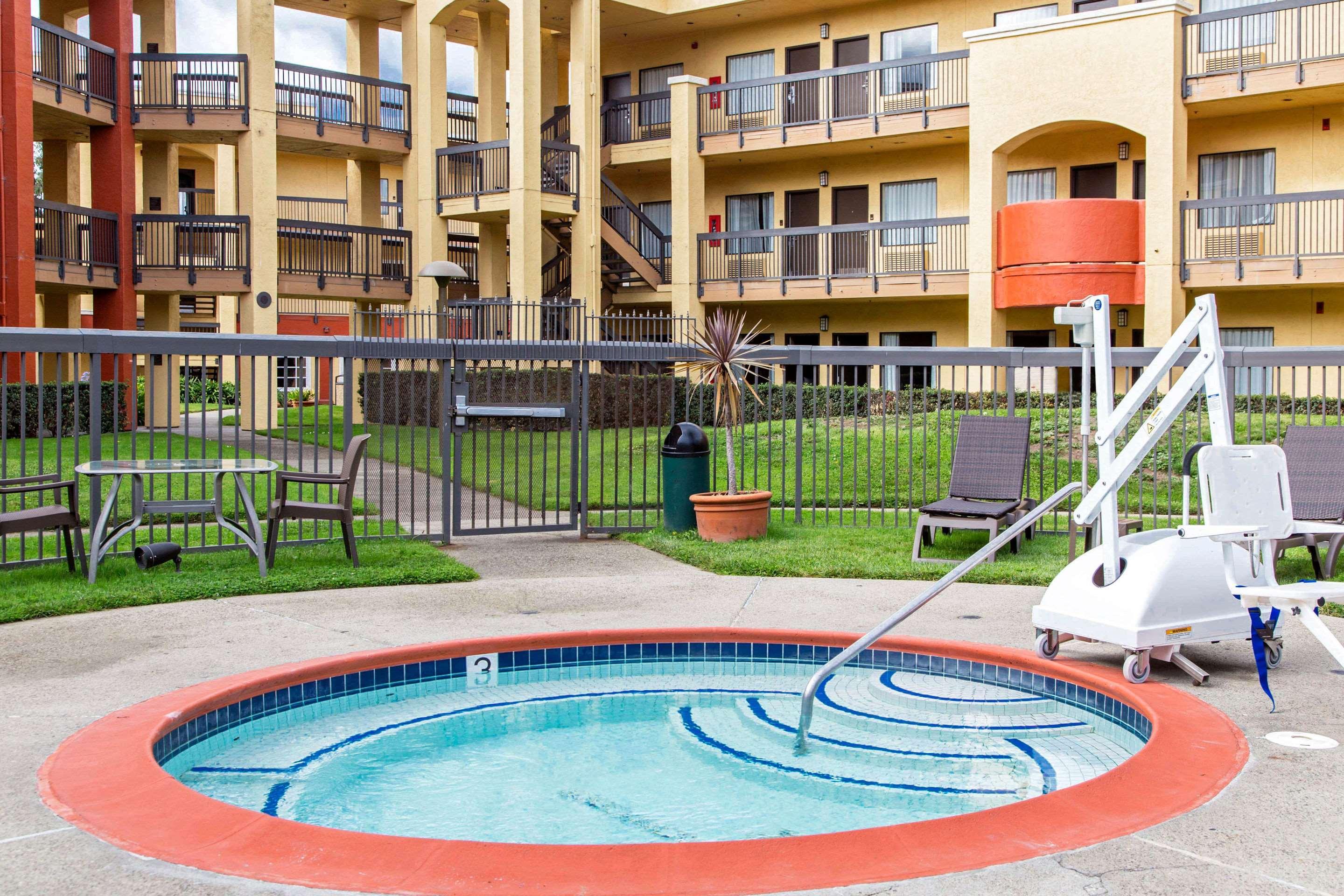 Comfort Inn & Suites San Francisco Airport North South San Francisco Bagian luar foto